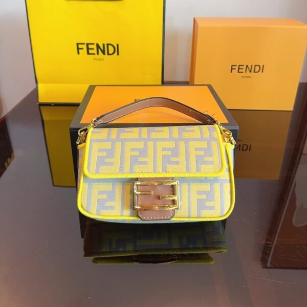 Fendi Baguette Mini