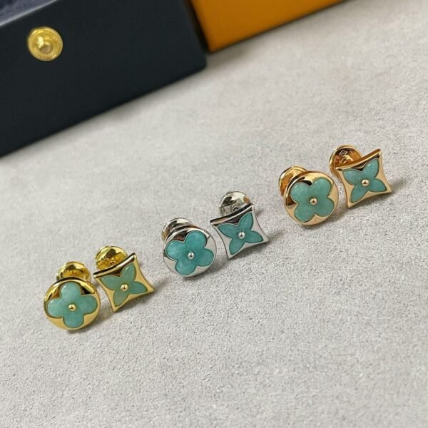 F8B9B569-EB04-8B28-360B-D140132E4CD8.jpg Amazonite Mandarin Duck Earrings