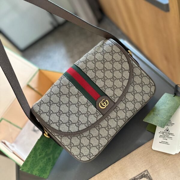 F9899D85-71D8-60B3-4224-716F9806FD28.jpg OPHIDIA SMALL SHOULDER BAG