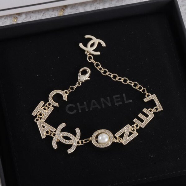 Alphabet Diamond Pearl Bracelet
