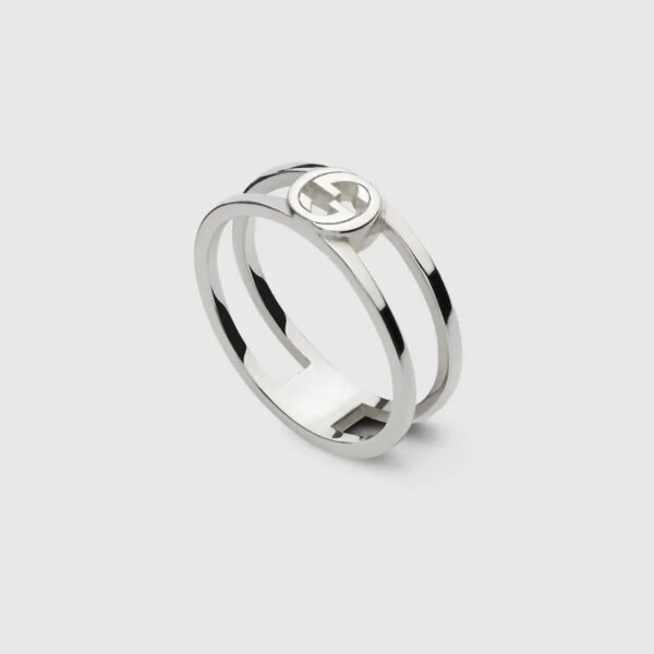 FC89F2FC-6383-B485-06C0-B044CA4DDBBA.jpg INTERLOCKING RING