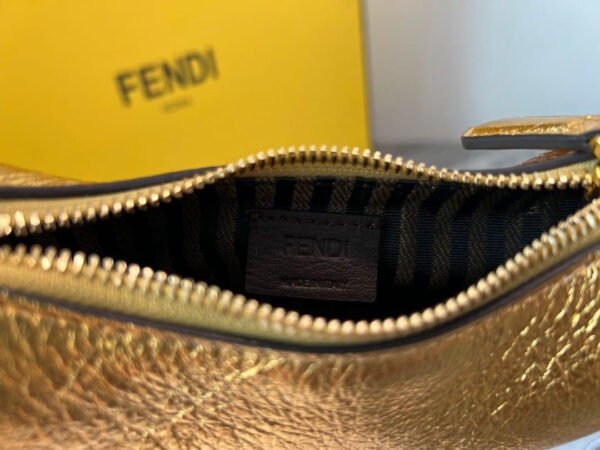 FE6BDFAF-2C34-0ACD-C763-EE837729DC45.jpg Fendi Nano Fendigraphy Bag