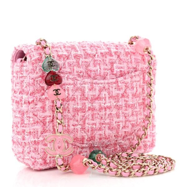 FE724A18-E6B0-726A-C57B-FCCDF9A3B90D.jpg Tweed Resin Quilted Mini Heart Square Flap Pink White