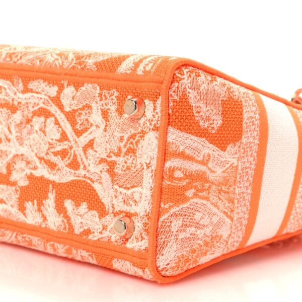 0ab28960ba1aff8d8140881c57e1475c.jpg Canvas Toile De Jouy Reverse Embroidered Medium Lady D-Lite Fluorescent Orange