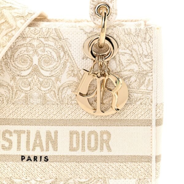 Canvas Around The World Stella Embroidered Medium Lady D-Lite White Gold