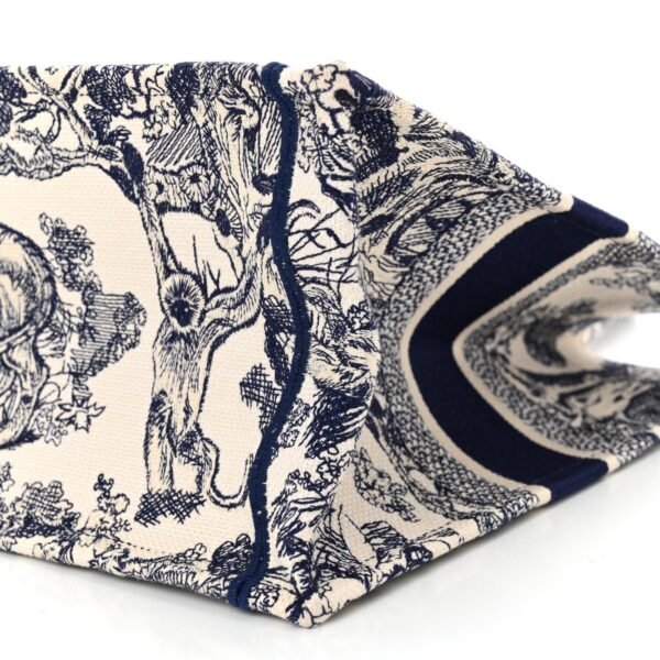 Canvas Embroidered Medium Dioriviera Toile De Jouy Book Tote Blue