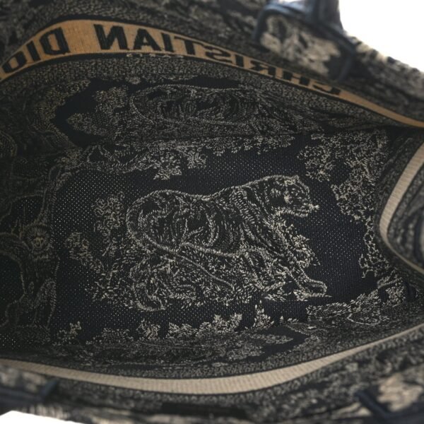 46c623257393e3a1daa9fc31d3ba9109.jpg Canvas Embroidered Medium Toile De Jouy Reverse Book Tote Blue