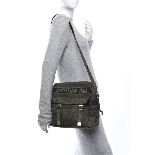 Canvas Embroidered Graffiti Diorcamp Messenger Green Black