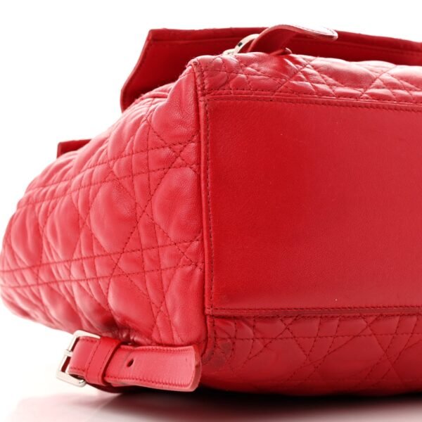 Lambskin Cannage Large Stardust Backpack Red