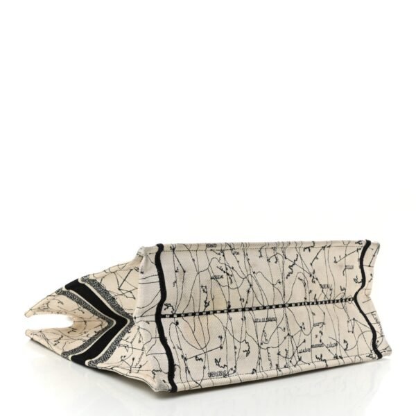 57d7447259d88e6dcc0a1123aed01b21.jpg Canvas Embroidered Zodiac Book Tote Latte Multicolor