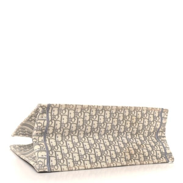 665000390ca37dc4b2c8e9134b64d505.jpg Oblique Large Book Tote Grey