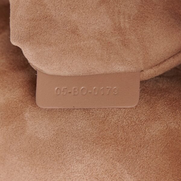 6e7f9be2348aa3f4e861cd88cba2fc54.jpg Ultra Matte Calfskin Cannage Medium Lady Dior Beige