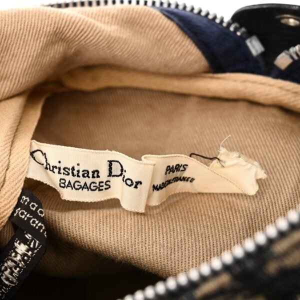 7b7d8b1e225ed5575fcba978bf64db57.jpg Monogram Boston Navy Blue