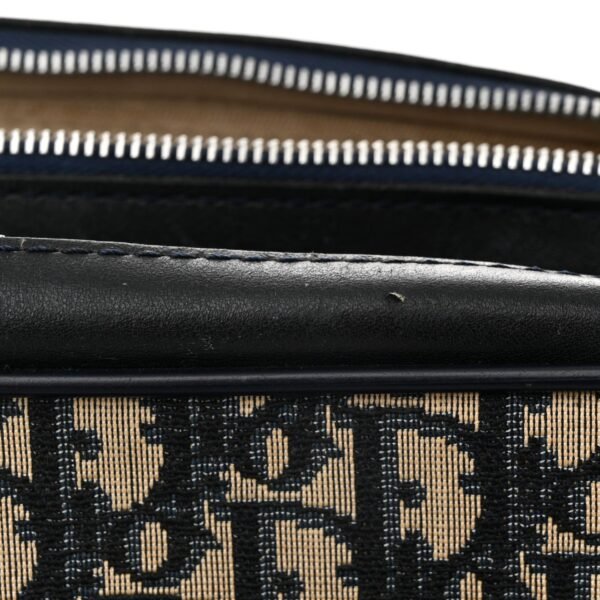 87aa53306561a4adf9af249290141177.jpg Monogram Messenger Blue