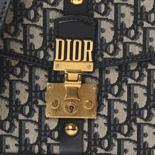 8be7a12e3d034ea4138c7f652745e4b1.jpg Oblique Square DiorAddict Flap Navy Blue