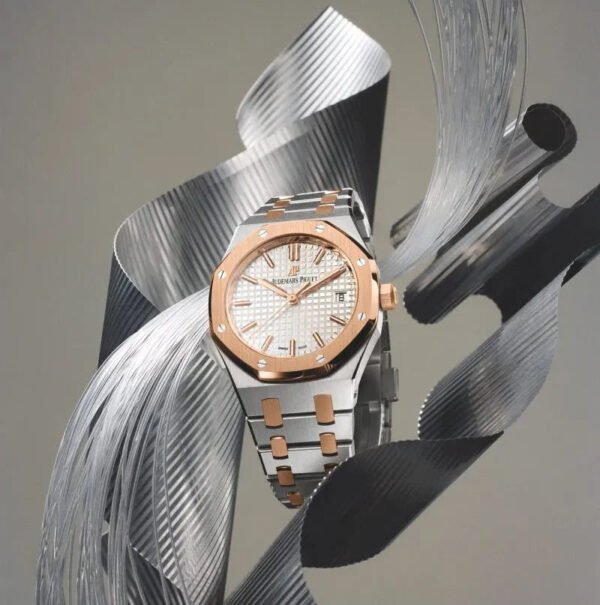 Audemars Piguet Royal Oak Selfwinding Silver 77350SR.OO.1261SR.01