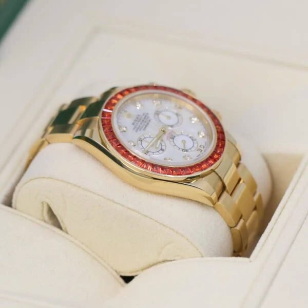 Rolex Cosmograph Daytona “Saco” 40mm – Ref: 116578SACO – White Mother of Pearl Diamond Dial & Orange Sapphire Bezel, 18K Yellow Gold Oyster Bracelet Men’s Watch