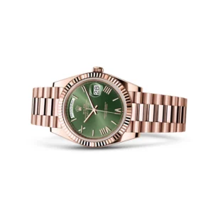 Rolex-Day-Date-Rose-Gold-Green-Roman-Dial-Replica1.webp Rolex Day-Date 228235 “Everose Green Roman Dial” True to Original Copy