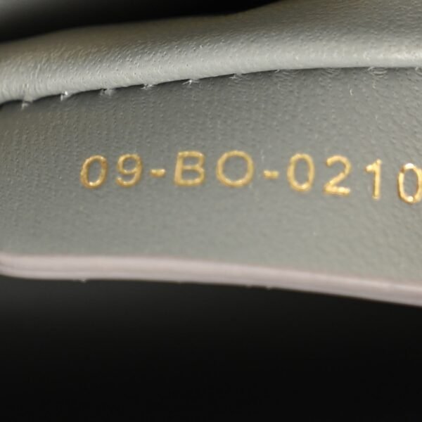 Grained Calfskin 30 Montaigne Flap Bag Grey