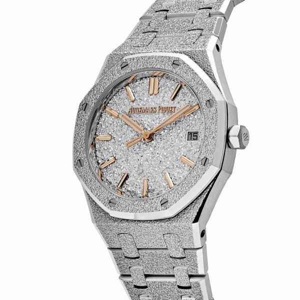 audemars-piguet-royal-oak-77450bc-gg-1361bc-01-frosted-white-gold-crystal-sand-dial-2025-audemars-piguet-43801845661940.jpg Audemars Piguet Royal Oak 77450BC.GG.1361BC.01 Frosted White Gold Crystal Sand Dial (2025)