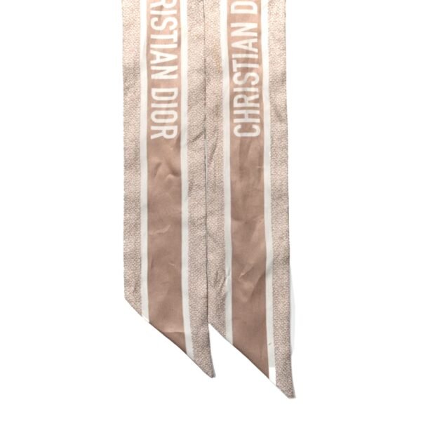 b7aa65ee199b616edc62d3b37a18f0a7.jpg Silk Oblique Mitzah Scarf Beige