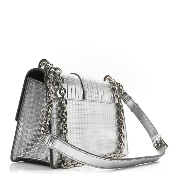 b86db5cd9f5b24bb092c1fc887f7386c.jpg Metallic Patent Micro-Cannage 30 Montaigne Flap Bag Silver