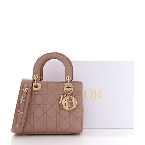 d5b9ee15931a2083c288f9f6c352f9c7.jpg Lambskin Cannage Small My ABCDior Lady Dior Fard