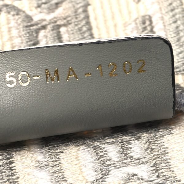 f2548279428b869ba6baf0df55c547ee.jpg Oblique Large Book Tote Grey